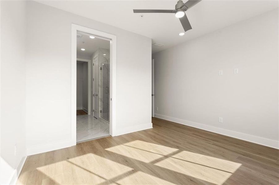 Spacious, unfurnished interior of a new home in , Alpharetta (Image 31). Spacious, unfurnished interior of a new home in , Alpharetta (Image 31).