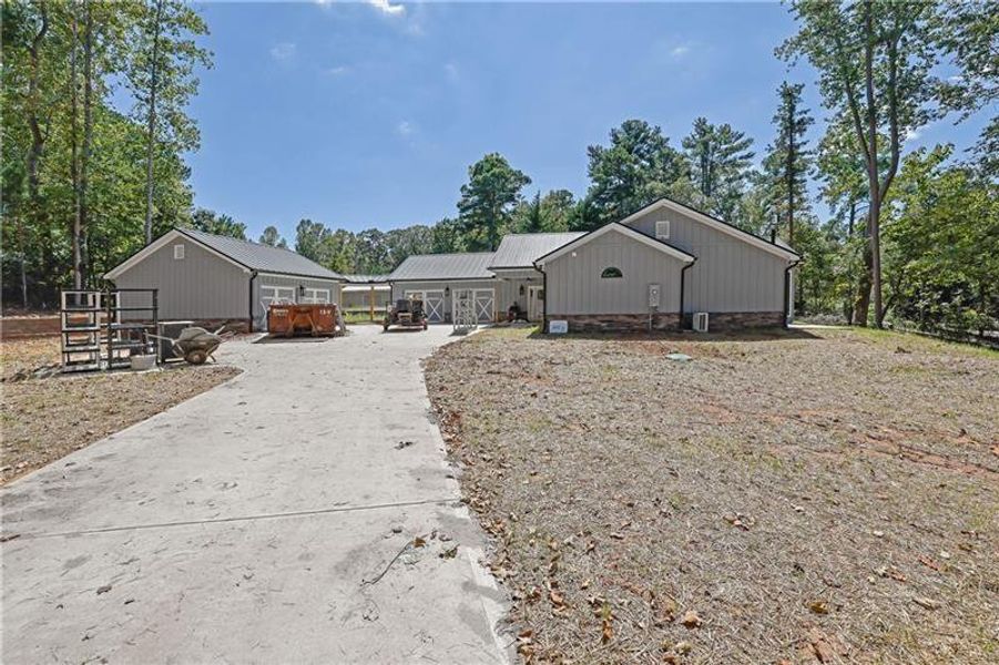 Image 35 of a home in .