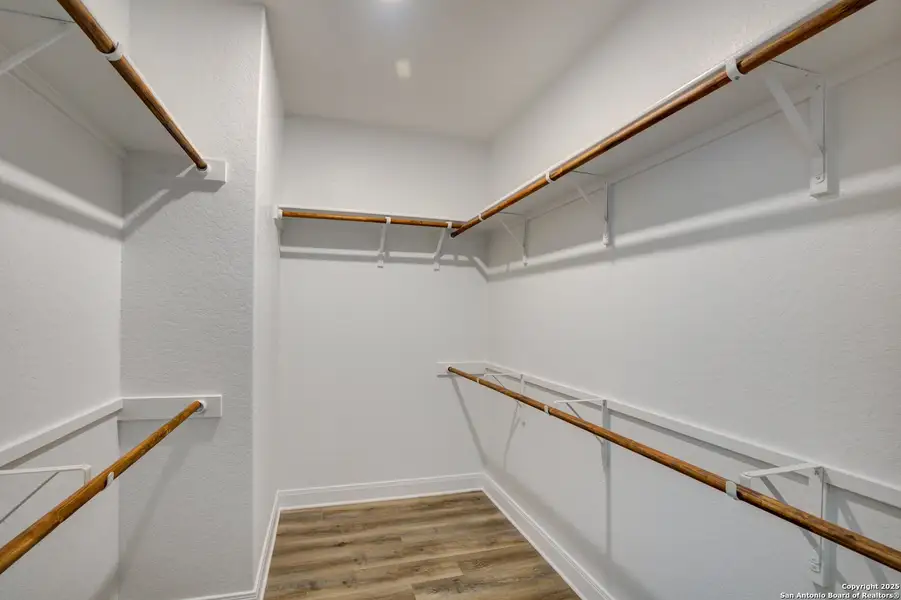 Spacious, unfurnished interior of a new home in , Wimberley (Image 35).