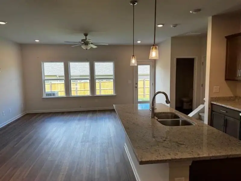 Image 14 of a home in .