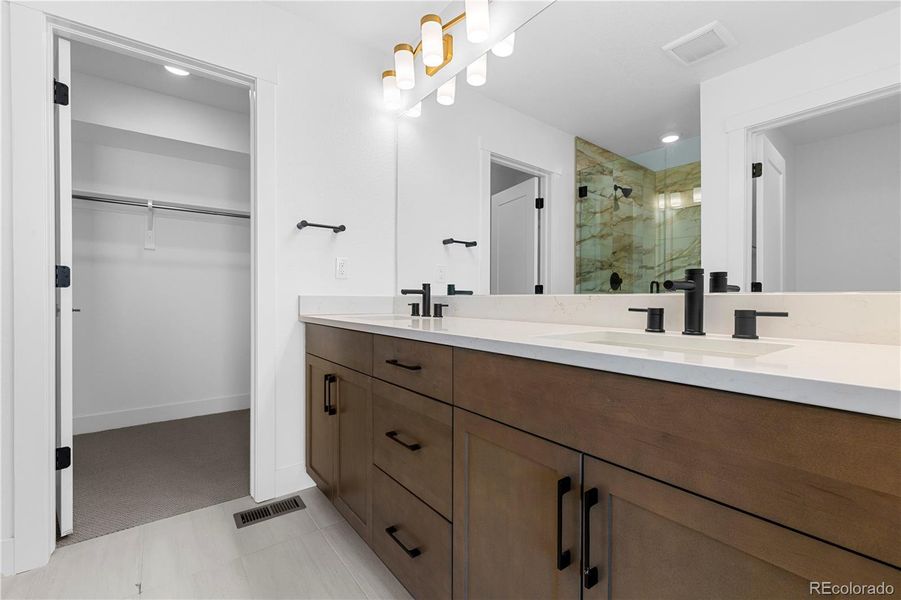 Furnished interior view inside a new home in , Broomfield (Image 11).