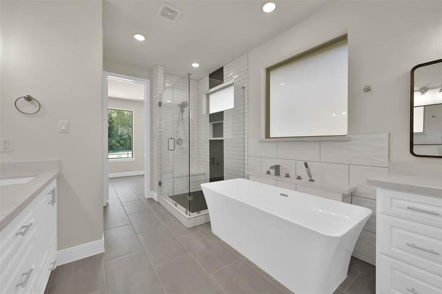 Similar Master Bathroom Tub and Searate Shower Built by TX Best Home Builders