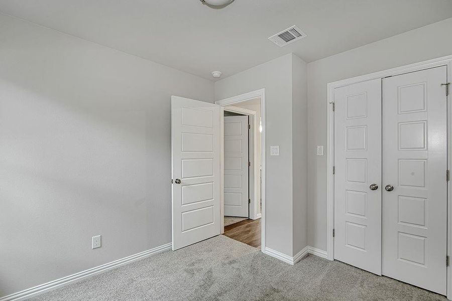 Spacious, unfurnished interior of a new home in , Fort Worth (Image 11).