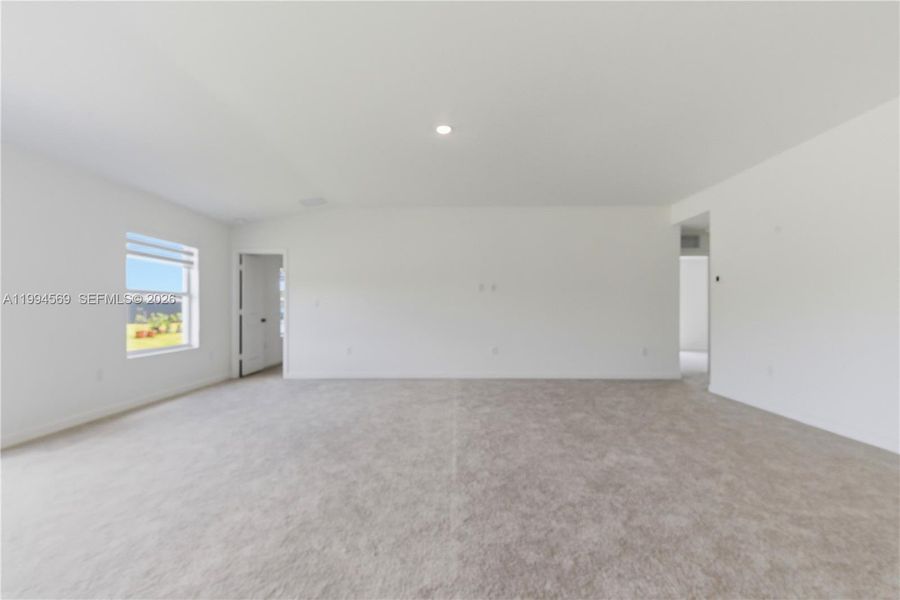 Spacious, unfurnished interior of a new home in , Homestead (Image 22).