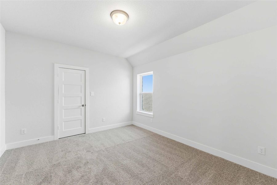 Spacious, unfurnished interior of a new home in Valencia, Manvel (Image 15). Spacious, unfurnished interior of a new home in Valencia, Manvel (Image 15).