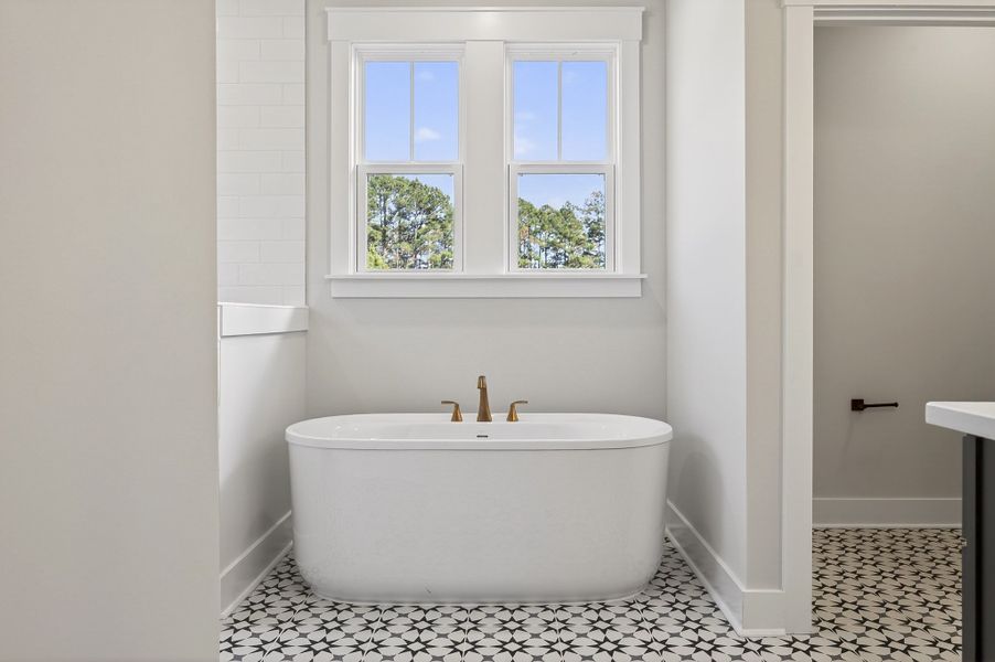 Representative interior finishes for a home built from the Beckham by Hunter Quinn Homes in Beaufort County Homes, Beaufort (Image 13). Representative interior finishes for a home built from the Beckham by Hunter Quinn Homes in Beaufort County Homes, Beaufort (Image 13).