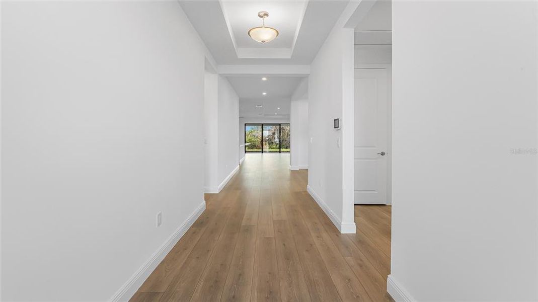 Spacious, unfurnished interior of a new home in Woodland Preserve, Parrish (Image 27).