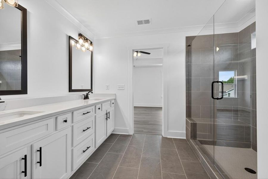Furnished interior view inside a new home in Magnolia Ridge, Monroe (Image 9).