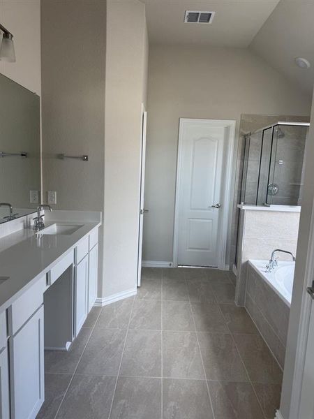 Furnished interior view inside a new home in Briarwood, Elgin (Image 6).