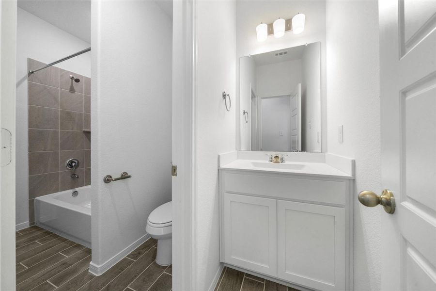 Furnished interior view inside a new home in Rollingbrook Estates, Baytown (Image 13).