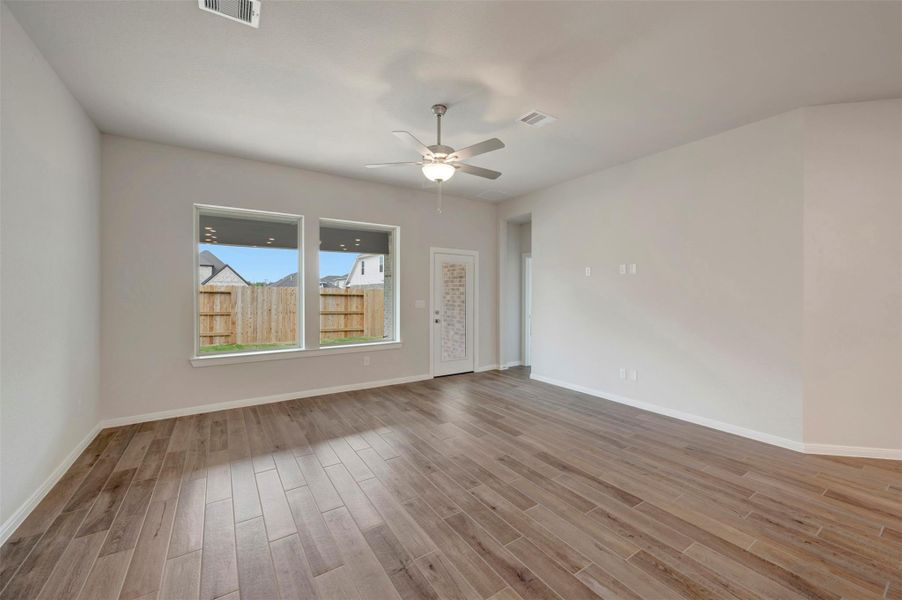 Spacious, unfurnished interior of a new home in Escondido 45’ Homesites, Magnolia (Image 23).