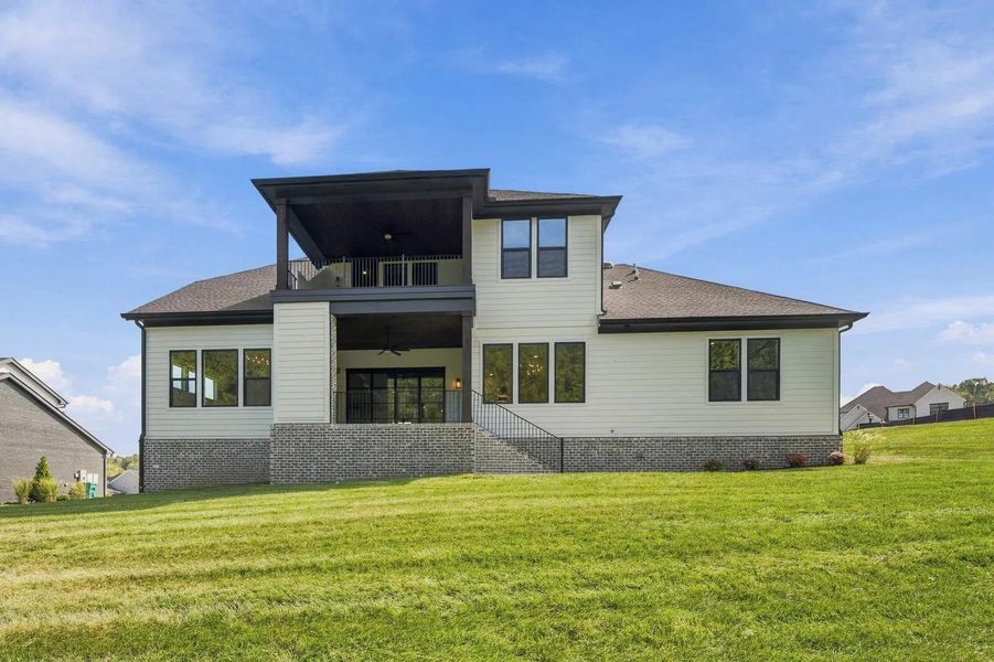 Ballentine B Exterior rear