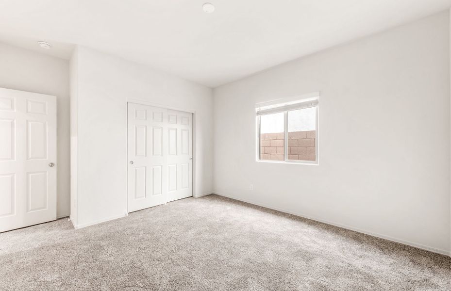 Spacious, unfurnished interior of a new home in El Rancho Santa Rosa, Maricopa (Image 19).