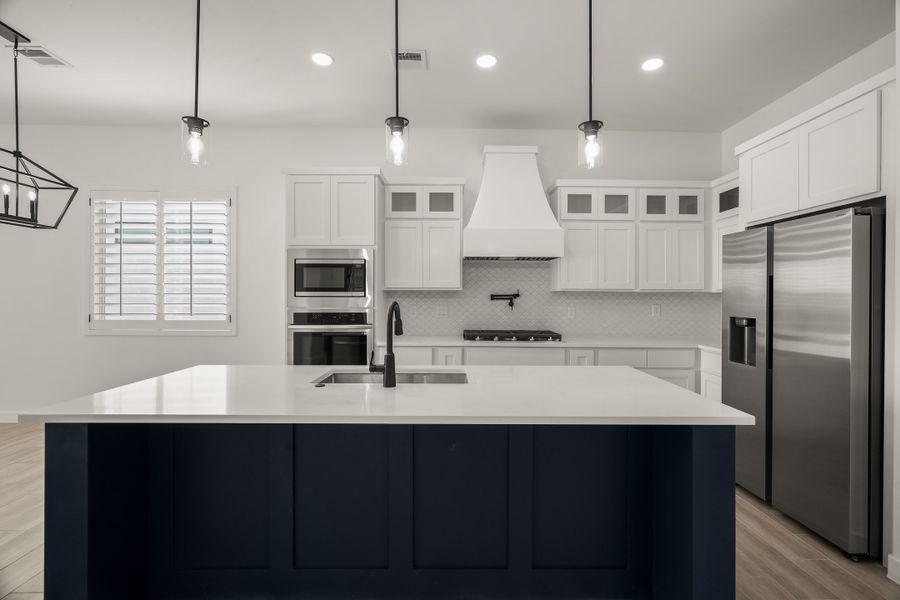 Furnished interior view inside a new home in Tierra Del Este 91, El Paso (Image 8).