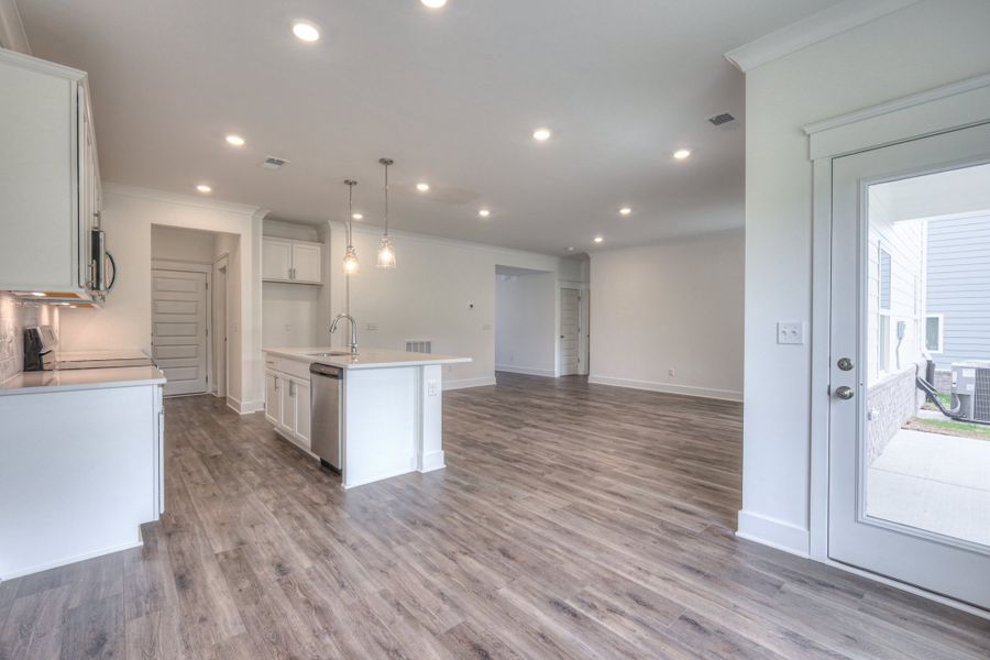 *Photo of example home. Selections and finishes may vary.