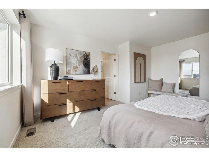 Furnished interior view inside a new home in Settlers Crossing, Commerce City (Image 8).