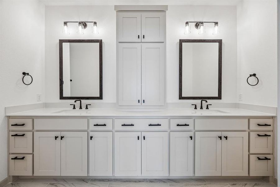 Fantastic storage, ample counter space and outstanding room for two in this dream owner's bath! Fantastic storage, ample counter space and outstanding room for two in this dream owner's bath!