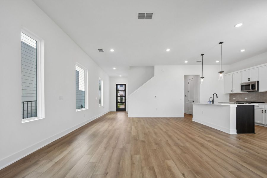 Spacious, unfurnished interior of a new home in Novel, Austin (Image 14). Spacious, unfurnished interior of a new home in Novel, Austin (Image 14).