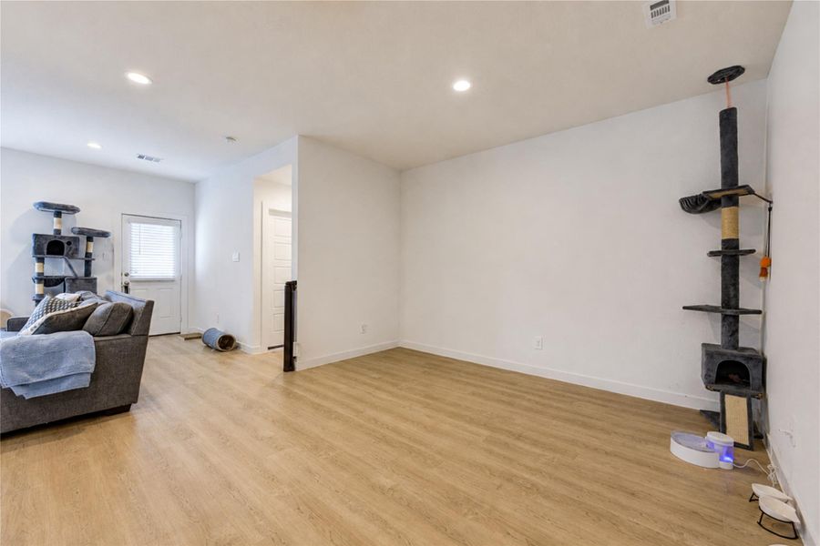 Spacious, unfurnished interior of a new home in , Rosharon (Image 24). Spacious, unfurnished interior of a new home in , Rosharon (Image 24).