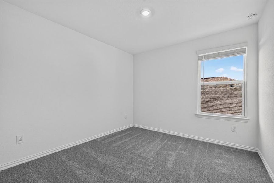 Spacious, unfurnished interior of a new home in Parks at Foster Crossing, Anna (Image 23).