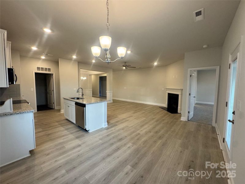 Spacious, unfurnished interior of a new home in Village at Parkside, Gastonia (Image 18).