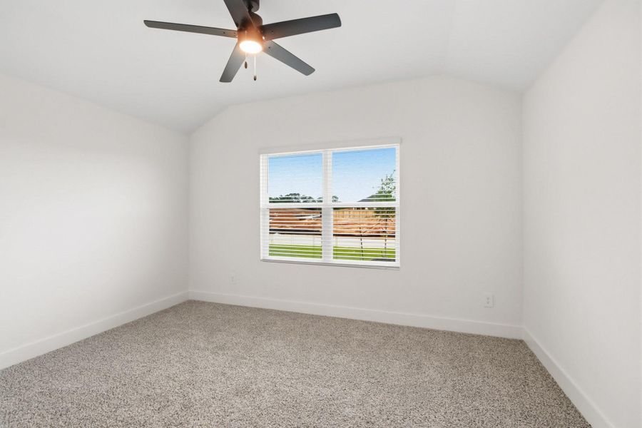 Spacious, unfurnished interior of a new home in Chapel Lakes, Montgomery (Image 14).