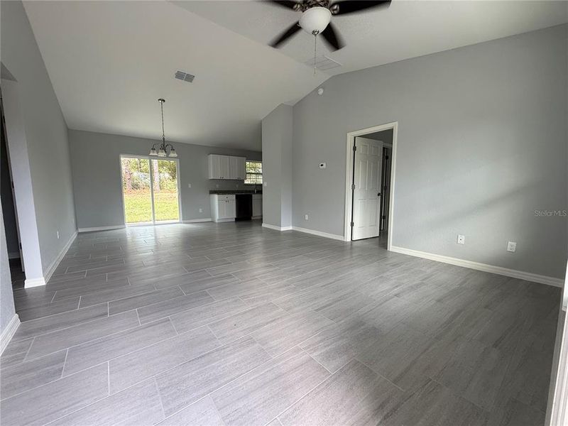 Spacious, unfurnished interior of a new home in , Citra (Image 18). Spacious, unfurnished interior of a new home in , Citra (Image 18).