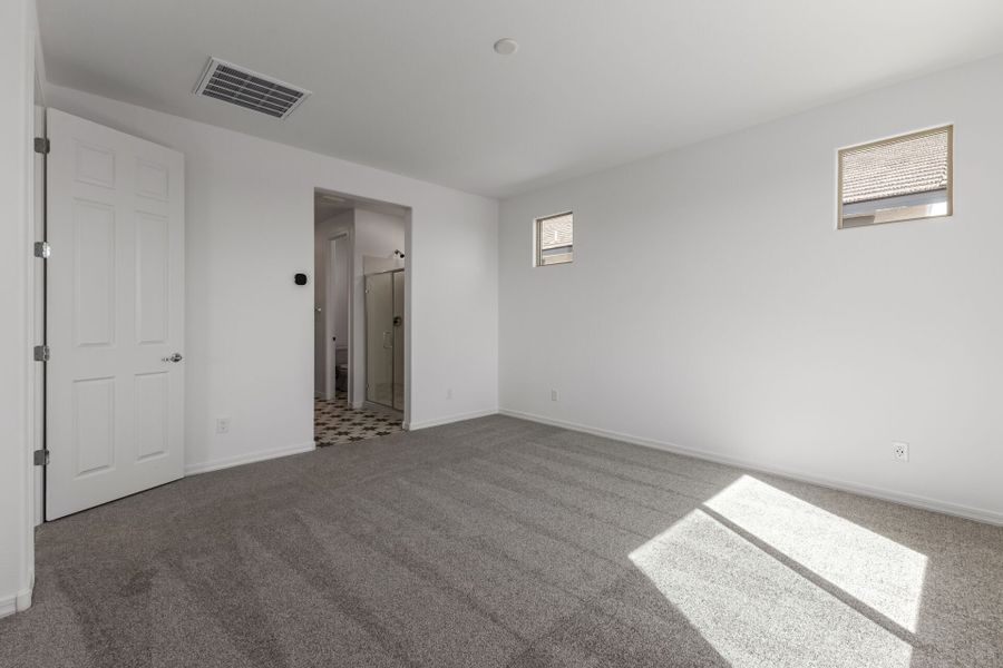 Spacious, unfurnished interior of a new home in Tierra Vistoso, Surprise (Image 12).
