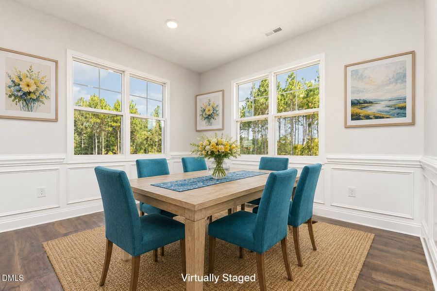 Dining Room Virtually Staged Dining Room Virtually Staged