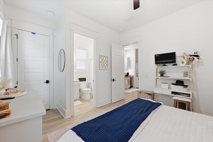 Furnished interior view inside a new home in , Charleston (Image 34).