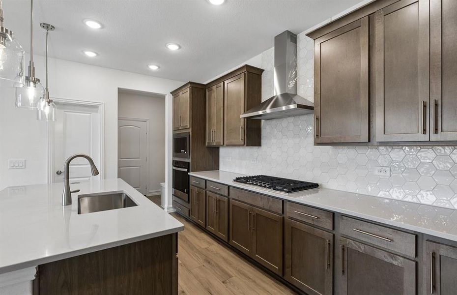 Abundant cabinet space in kitchen Abundant cabinet space in kitchen
