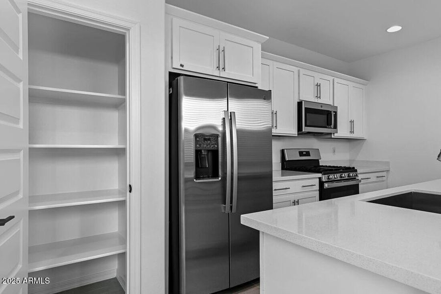 9964 W PICCADILLY Road - Ready Now!