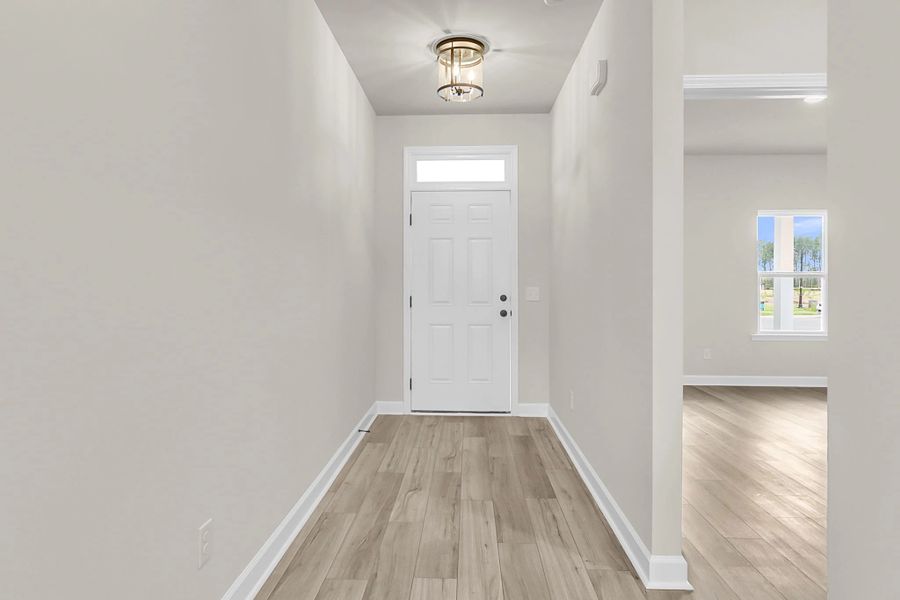 Spacious, unfurnished interior of a new home in Watson Hill, Summerville (Image 16).