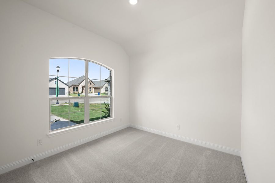 Spacious, unfurnished interior of a new home in Abe's Landing, Granbury (Image 25). Spacious, unfurnished interior of a new home in Abe's Landing, Granbury (Image 25).