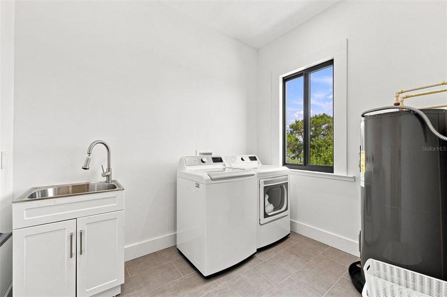 Furnished interior view inside a new home in , Port Richey (Image 41).