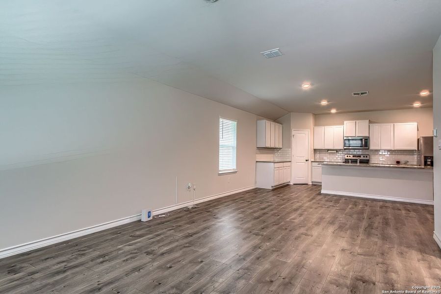 Image 23 of a home in .