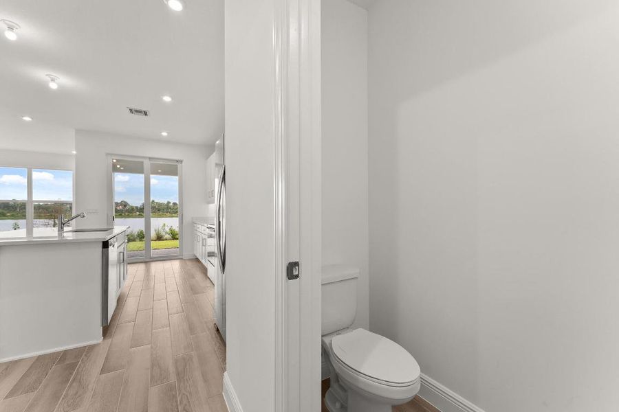 US_SEF_AQUA_LOT 86_powder US_SEF_AQUA_LOT 86_powder