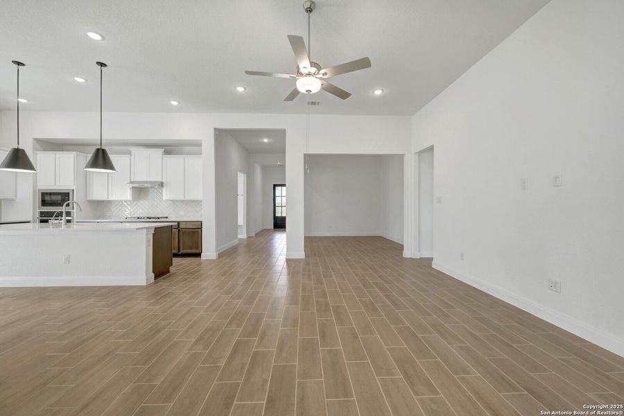 Spacious, unfurnished interior of a new home in Everly Estates, San Antonio (Image 25). Spacious, unfurnished interior of a new home in Everly Estates, San Antonio (Image 25).