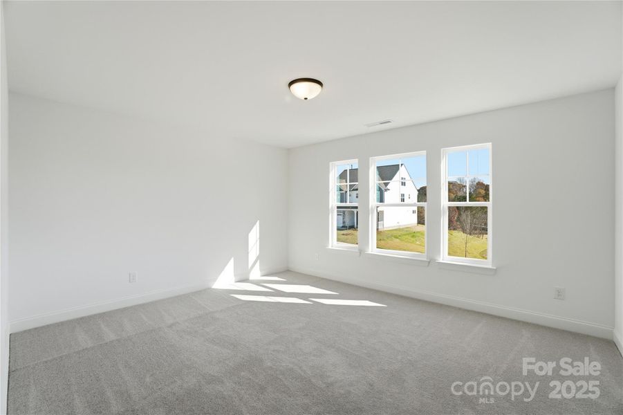Spacious, unfurnished interior of a new home in Summerlin, Mooresville (Image 40).