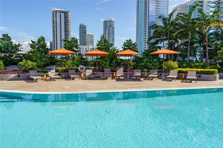 Condo located in Miami, FL showcasing its design and architecture (Image 29).