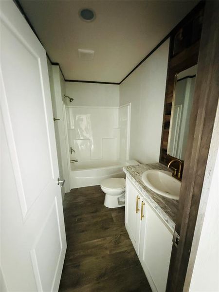 Image 27 of a home in .