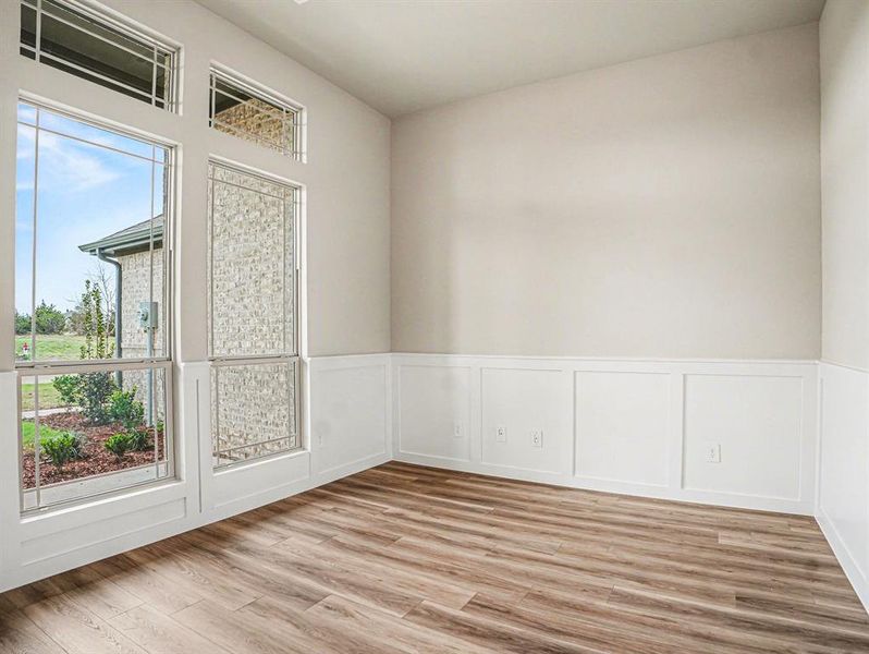 Spacious, unfurnished interior of a new home in Sagebrush Addition, Midlothian (Image 24). Spacious, unfurnished interior of a new home in Sagebrush Addition, Midlothian (Image 24).