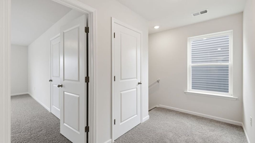 Spacious, unfurnished interior of a new home in Baxter Village, Boiling Springs (Image 25).