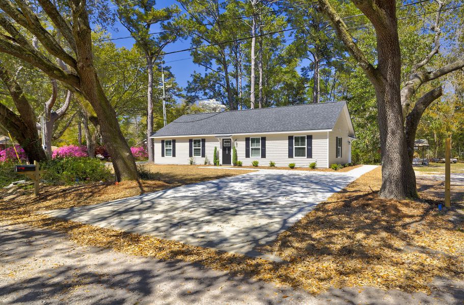 Front exterior of a new home in , Walterboro, SC, highlighting curb appeal (Image 23).
