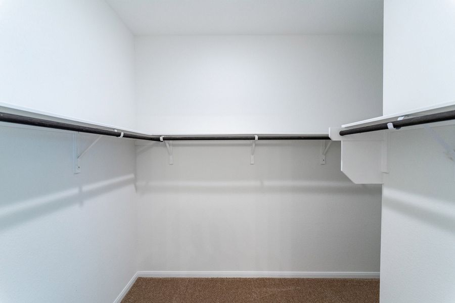 Spacious, unfurnished interior of a new home in Briarwood, Elgin (Image 15).