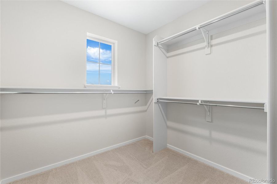 Spacious, unfurnished interior of a new home in Painted Prairie, Aurora (Image 13).