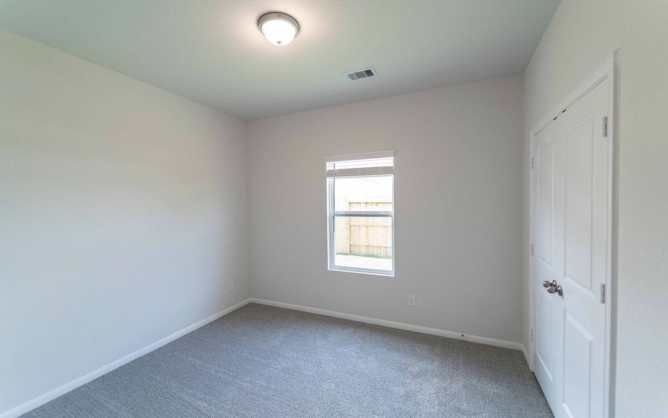Spacious, unfurnished interior of a new home in Colony at Pinehurst, Pinehurst (Image 13).