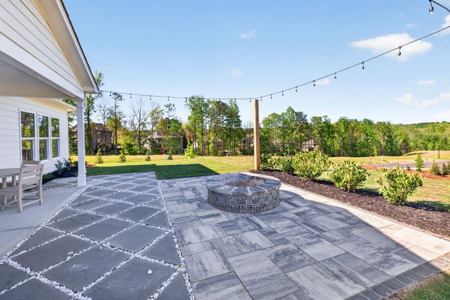 Representative exterior details of a home built from the Riverton by Pulte Homes in Riversprings, Dacula (Image 36).
