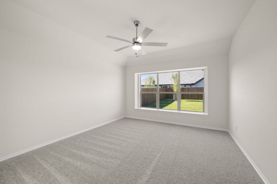 Spacious, unfurnished interior of a new home in Summer Crest, Fort Worth (Image 26). Spacious, unfurnished interior of a new home in Summer Crest, Fort Worth (Image 26).