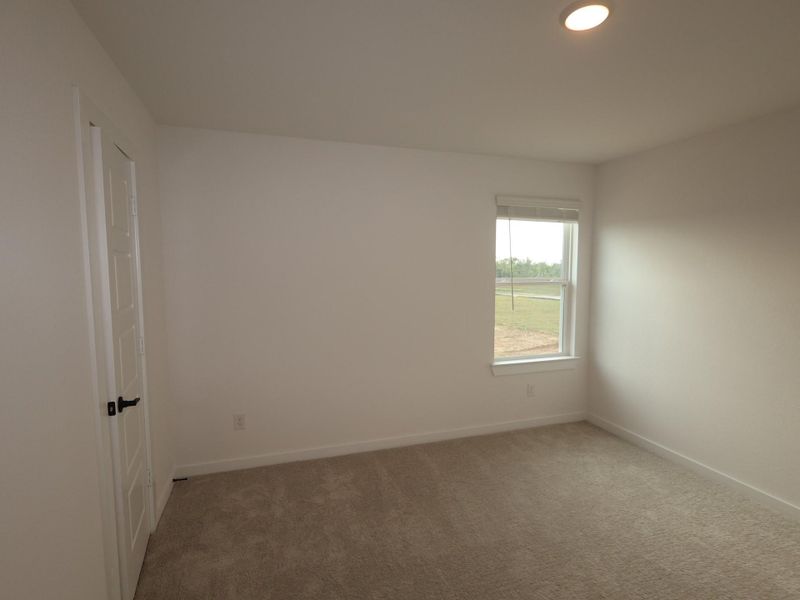 Spacious, unfurnished interior of a new home in Summerview, Fulshear (Image 4). Spacious, unfurnished interior of a new home in Summerview, Fulshear (Image 4).